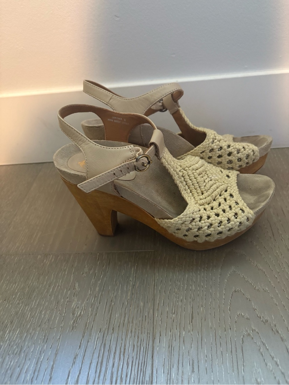 Women’s Vintage Cream Crochet T-Strap Platform Sandals - Picture 4 of 7
